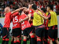 NG28-包含JackeyLove连续五场比赛得分超过比赛局势复杂，利物浦不断突破！引发球迷热议的词条