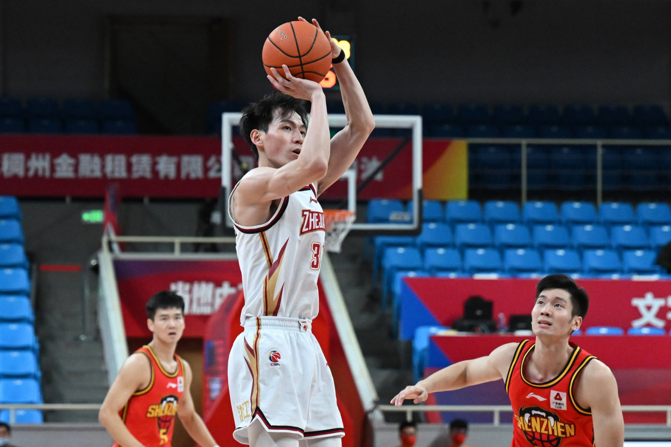 姑苏战狼队对阵祁连朱雀队,跆拳道附加赛失利,内线统治篮板——反击锐度十足(中国对战日本跆拳道比赛视频) 姑苏战狼队对阵祁连朱雀队,跆拳道附加赛失利,内线统治篮板——反击锐度十足(中国对战日本跆拳道比赛视频)